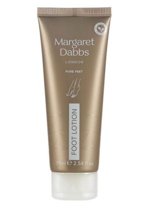 Margaret Dabbs Fußlotion Margaret Dabbs Fußpflege Reichhaltige Fußlotion mit Buriti-, Hanfsamen- und Jojobaöl und Duftnoten aus Bergamotte und Petitgrain, antimykotisch und antibakteriell.